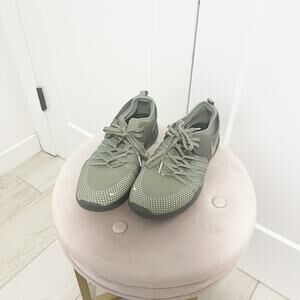 NEW Nike Free Training 7 Shield Green Sneakers Size 10